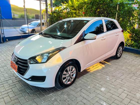 HYUNDAI HB20 1.0 COMFORT STYLE 12V FLEX 4P MANUAL